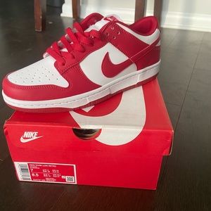 Red Nike dunks low. Fits a womens 8.5 perfectly